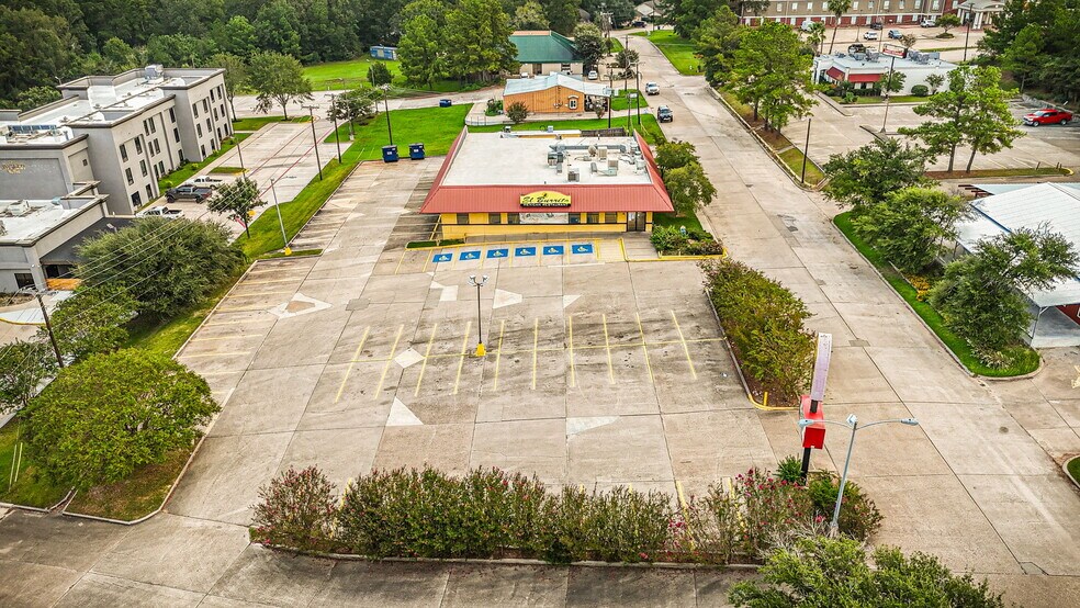 More Photos Of 100 Southpoint Loop, Livingston Restaurant For Sale