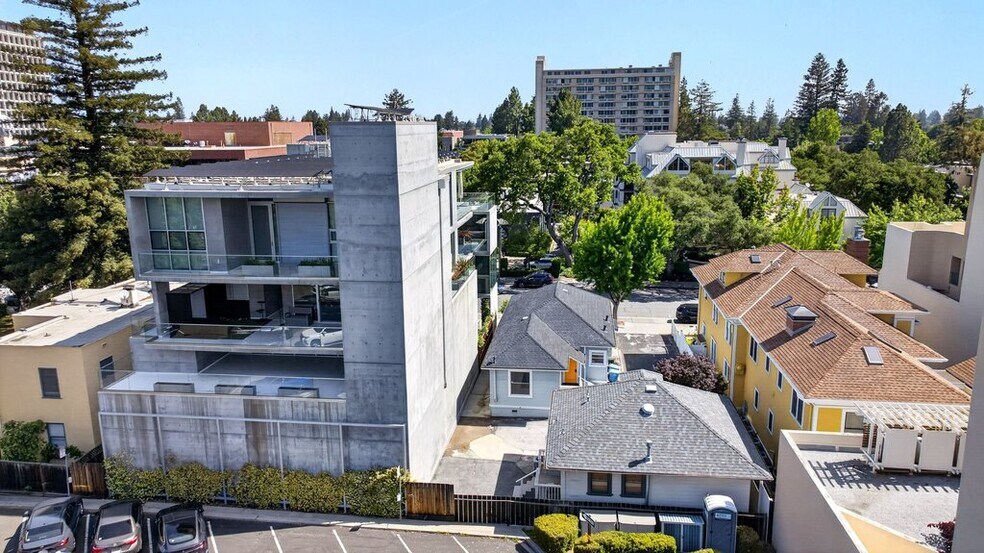 More Photos Of 640 Waverley St, Palo Alto Loft Creative Space For Sale