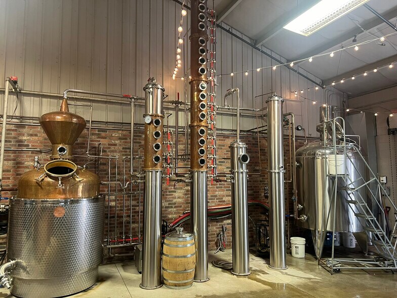 More Photos Of 4200 Milwaukee St, Denver Warehouse For Sale