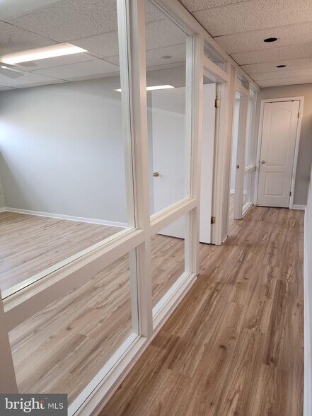 More Photos Of 2555-2575 Chain Bridge Rd, Vienna Medical For Sale