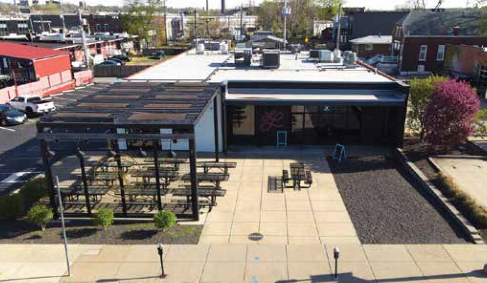 More Photos Of 4156-4158 Manchester Ave, Saint Louis Restaurant For Sale