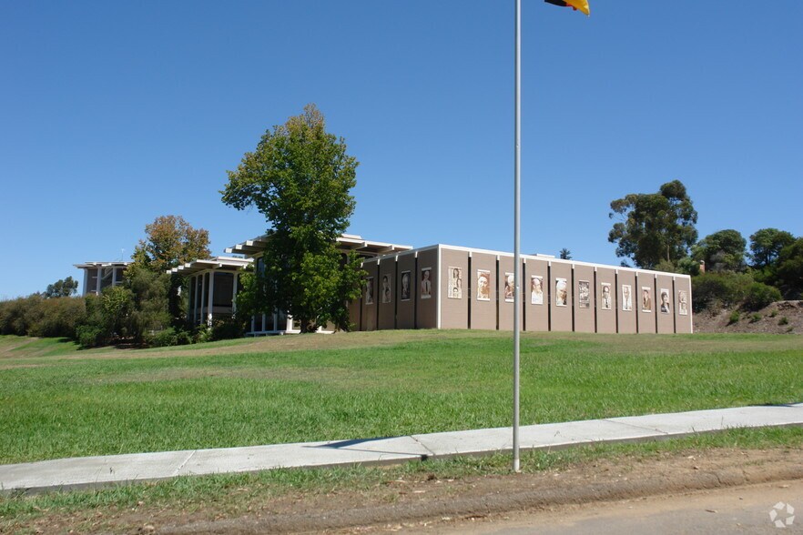 More Photos Of 10455 Pomerado Rd, San Diego Schools For Sale