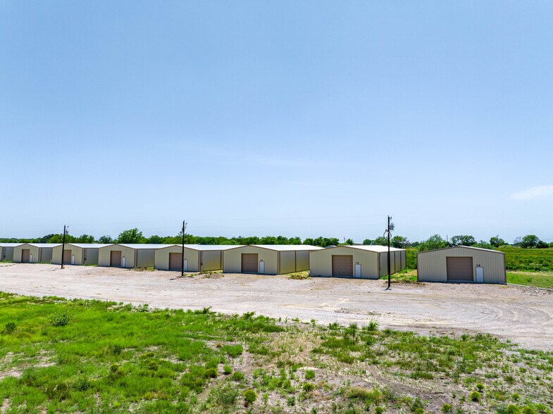 More Photos Of 8723 FM 2728, Terrell Warehouse For Lease