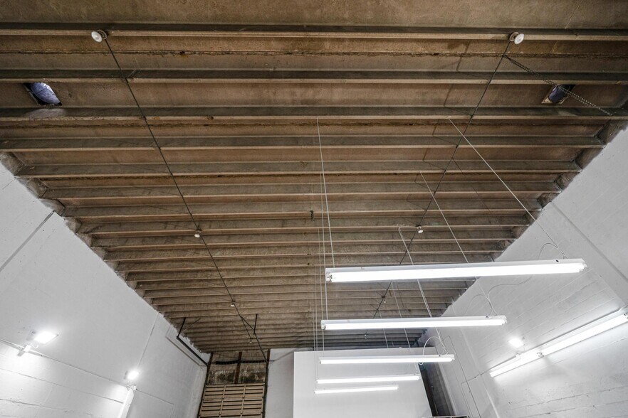 More Photos Of 7315-7335 NW 32nd Ave, Miami Warehouse For Lease