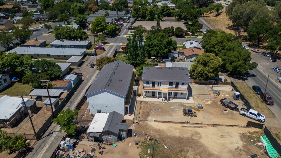 More Photos Of 40 W 13th St, Merced Apartments For Sale