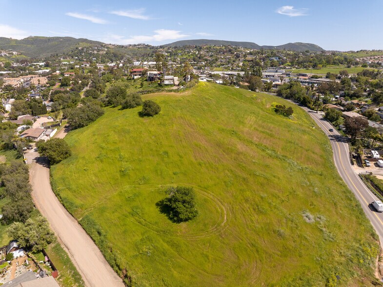 More Photos Of 0 Primrose Ave, Vista Land For Sale
