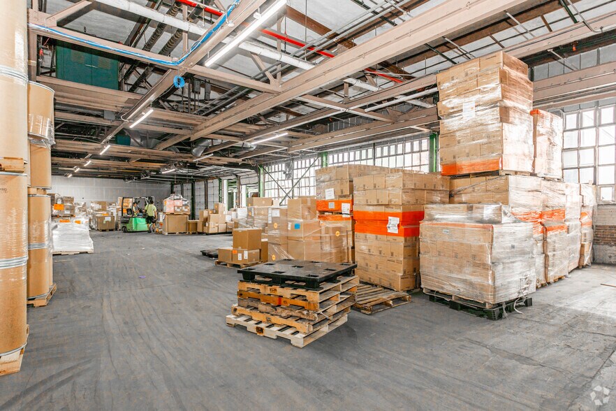 More Photos Of 99 Jersey Ave, New Brunswick Warehouse For Lease