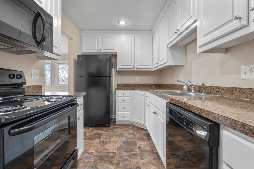 More Photos Of 4201 S Minnie St, Kansas City Apartments For Sale