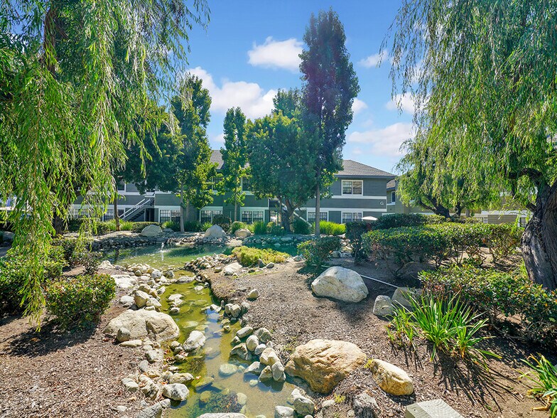 More Photos Of 2900 Bristol St, Costa Mesa Office For Sale