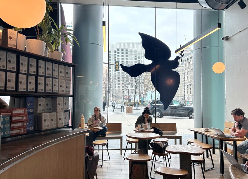 More Photos Of 1414 S Penn Sq, Philadelphia Apartments For Sale