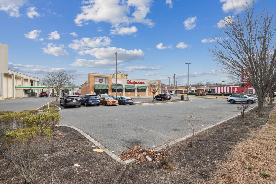 More Photos Of 25 E Broad St, Bridgeton General Retail For Sale