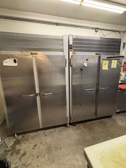 More Photos Of 515 S Verdugo Rd, Glendale Unknown For Lease