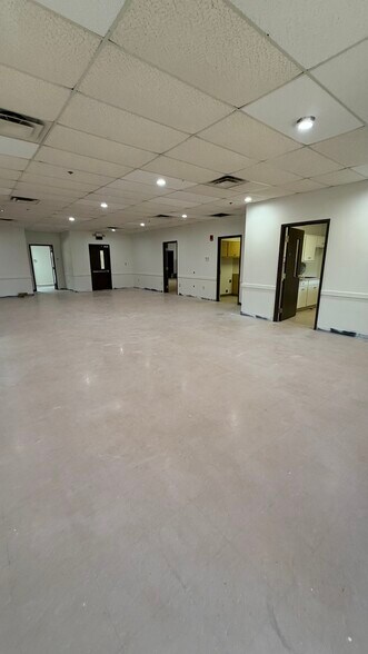 More Photos Of 3005 Lenora Church Rd, Snellville Office For Lease