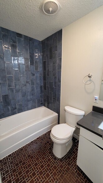 More Photos Of 1635 W Mulberry Ave, San Antonio Apartments For Sale