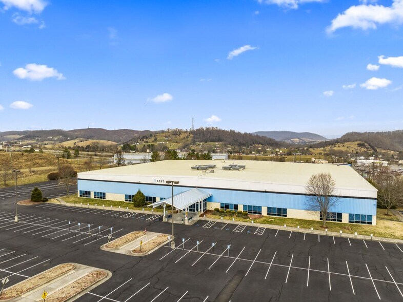 More Photos Of 978 Regional Park Rd, Lebanon Medical For Sale