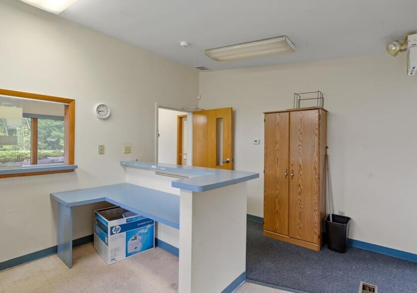 More Photos Of , Montgomery Office For Sale