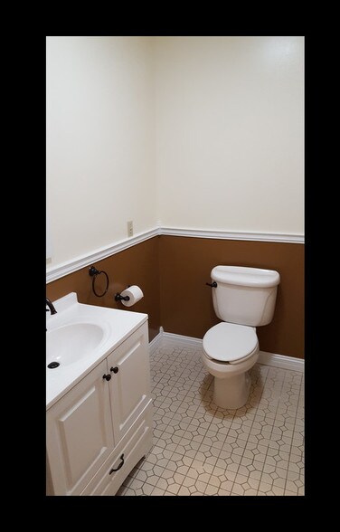 More Photos Of , Bridgeport Unknown For Sale