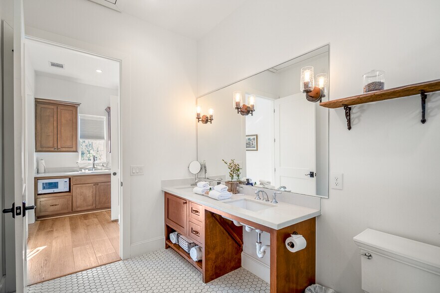 More Photos Of 3603 FM 1725 Rd, Willis Lodge Meeting Hall For Sale