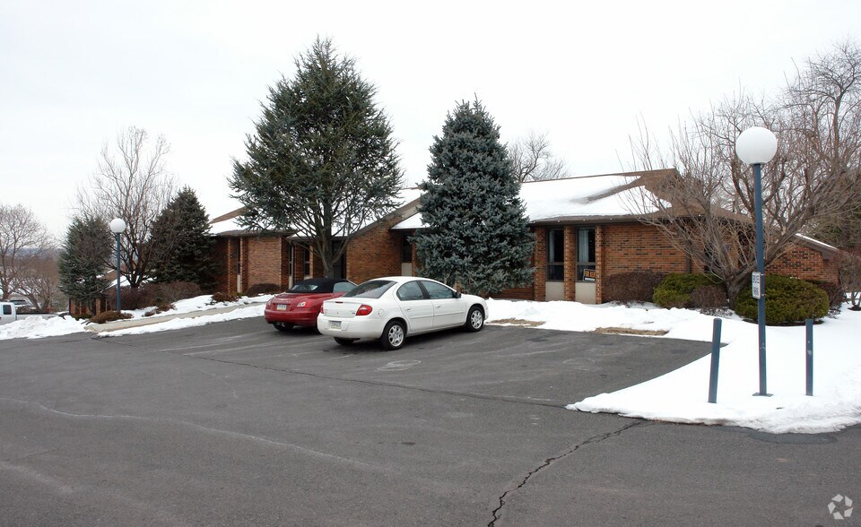 More Photos Of 2771 Geryville Pike, Pennsburg Medical For Lease