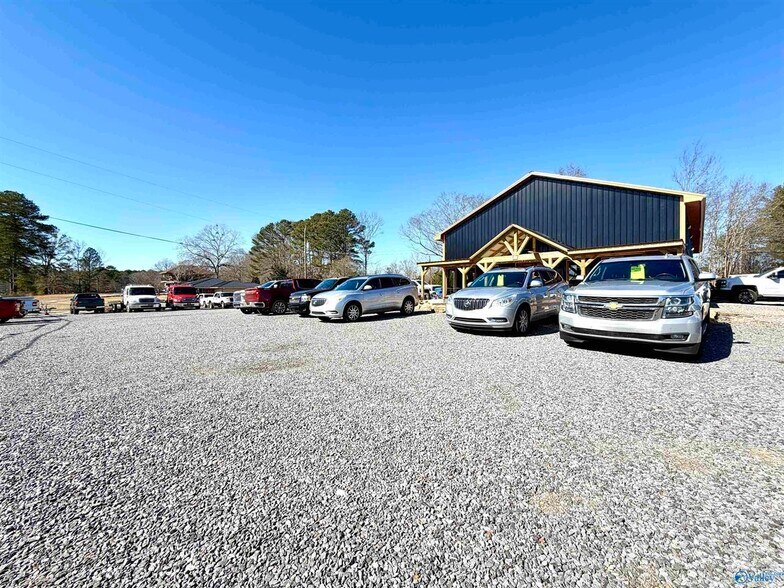 More Photos Of 2501 3rd St SW, Attalla Specialty For Sale