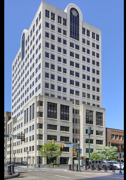 More Photos Of 2 N 2nd St, Harrisburg Office For Lease