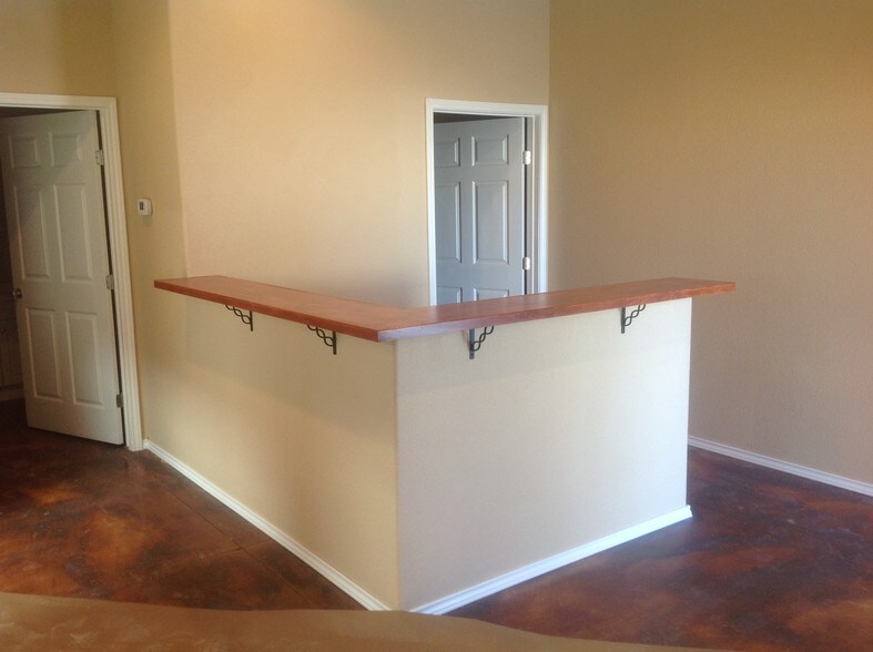 More Photos Of 18838 FM 2252, San Antonio Warehouse For Lease