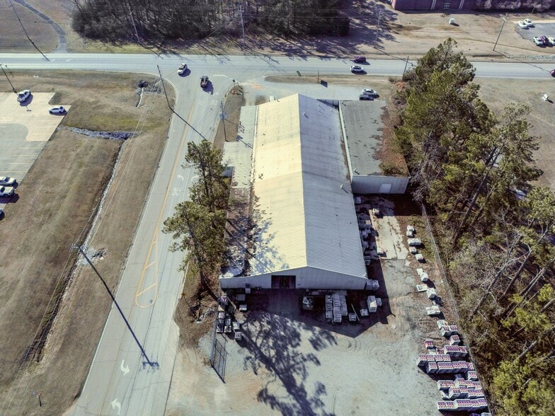 More Photos Of 2750 S Harper Rd, Corinth Manufacturing For Sale