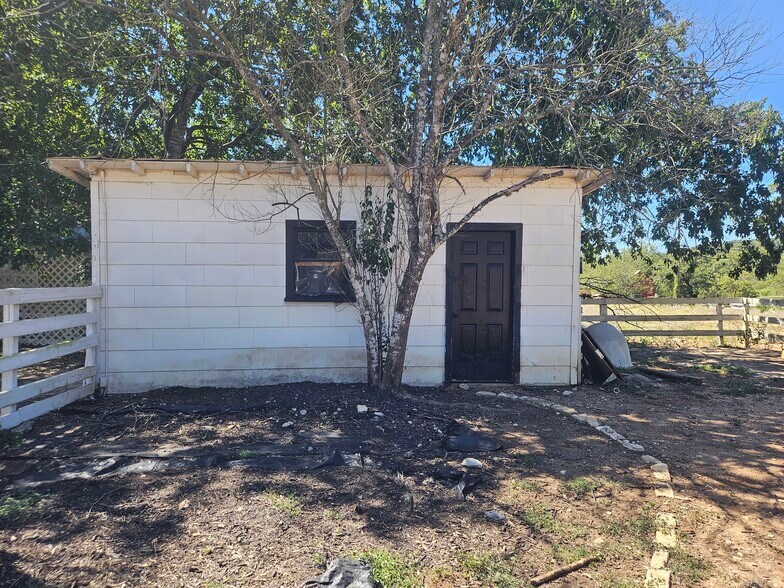 More Photos Of 145 Spring Rd, San Marcos Land For Sale