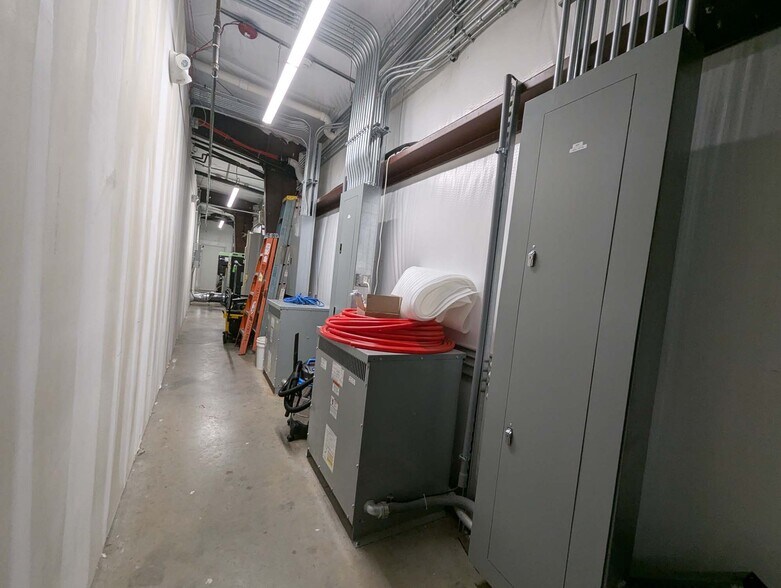 More Photos Of 1171 Us-25 Hwy, Travelers Rest Manufacturing For Sale