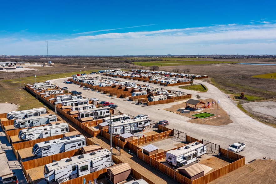 Primary Photo Of 4706 George Owens Rd, Ponder Trailer Camper Park For Sale