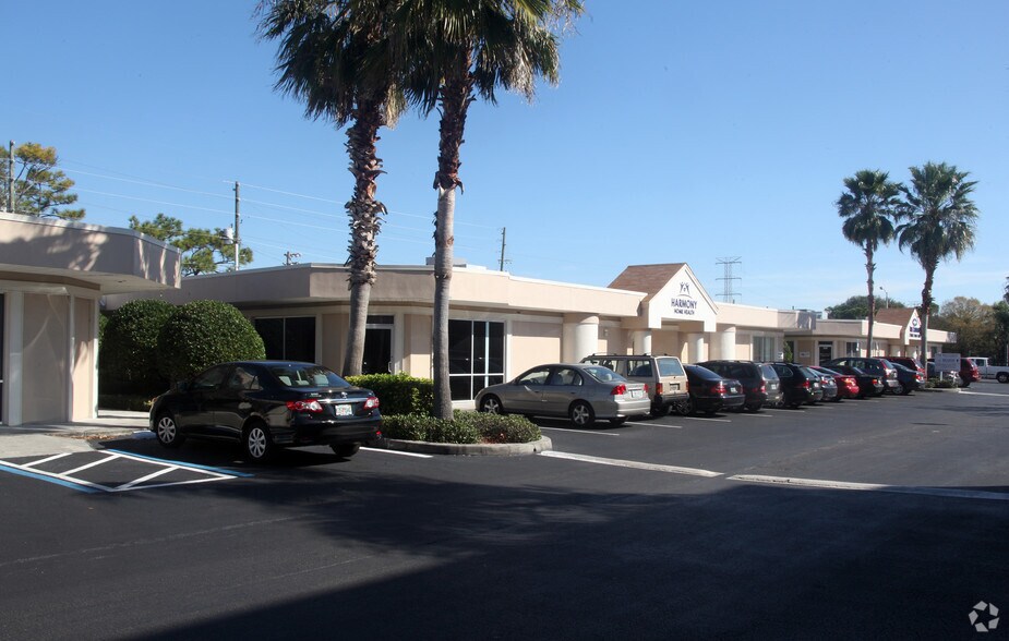 More Photos Of 13787 Belcher Rd, Largo Medical For Lease