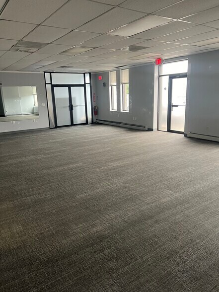 More Photos Of 255 Route 3, Secaucus Medical For Lease