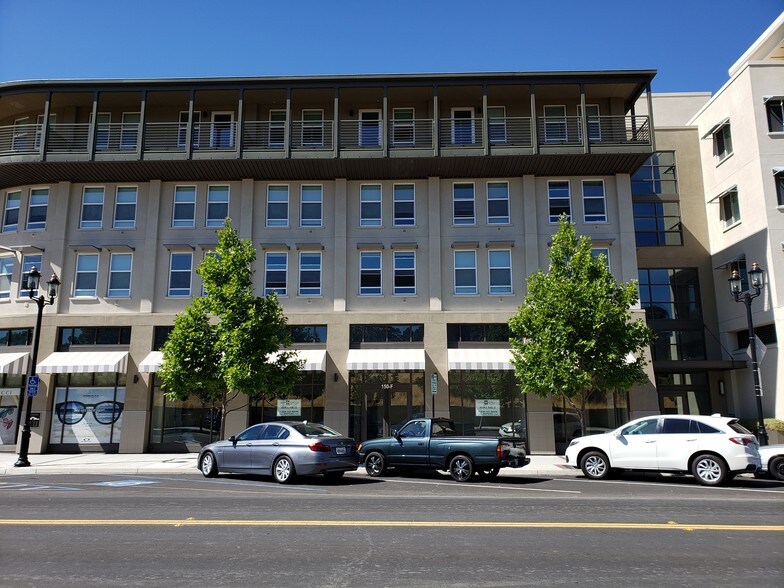 More Photos Of 1375-1411 Sycamore Ave, Hercules Unknown For Lease