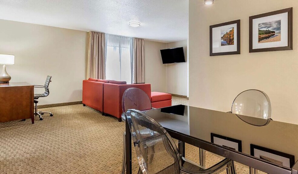 More Photos Of 350 Dodge Rd NE, Comstock Park Hotel For Sale