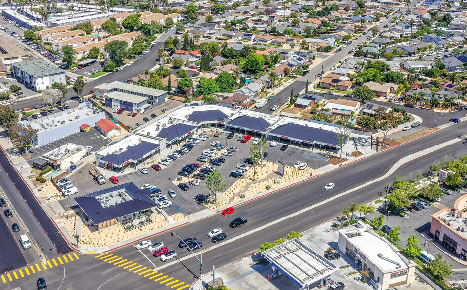 Primary Photo Of 7608-7612 Linda Vista Rd, San Diego Storefront Retail Office For Lease