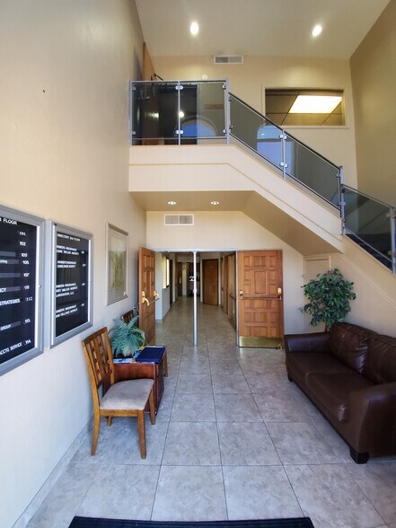 More Photos Of 2651 W Guadalupe Rd, Mesa Office For Lease