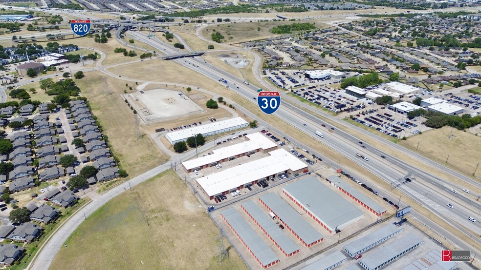 More Photos Of 8851 West Fwy, Fort Worth Unknown For Lease