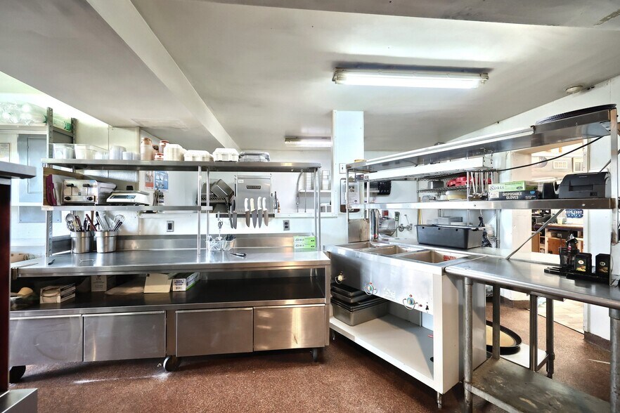 More Photos Of 21603 Middletown Rd, Freeland Freestanding For Sale