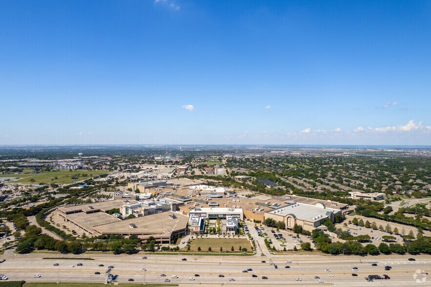 More Photos Of 6121 W Park Blvd, Plano General Retail For Sale