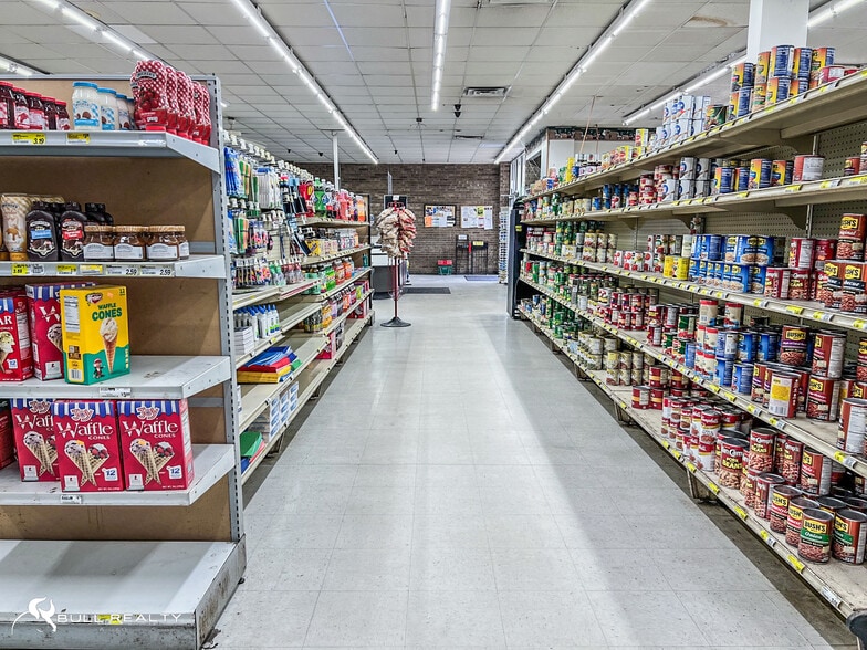 More Photos Of 104 Hancock St, Fort Gaines General Retail For Lease