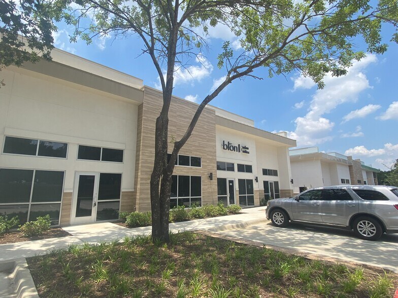 More Photos Of 1802 W Pleasant Ridge Rd, Arlington Medical For Sale