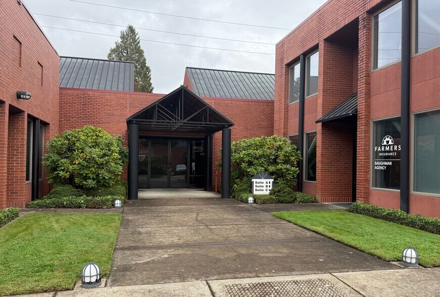 Primary Photo Of 405-435 NW 5th @ NW Harrison Blvd, Corvallis Office For Lease