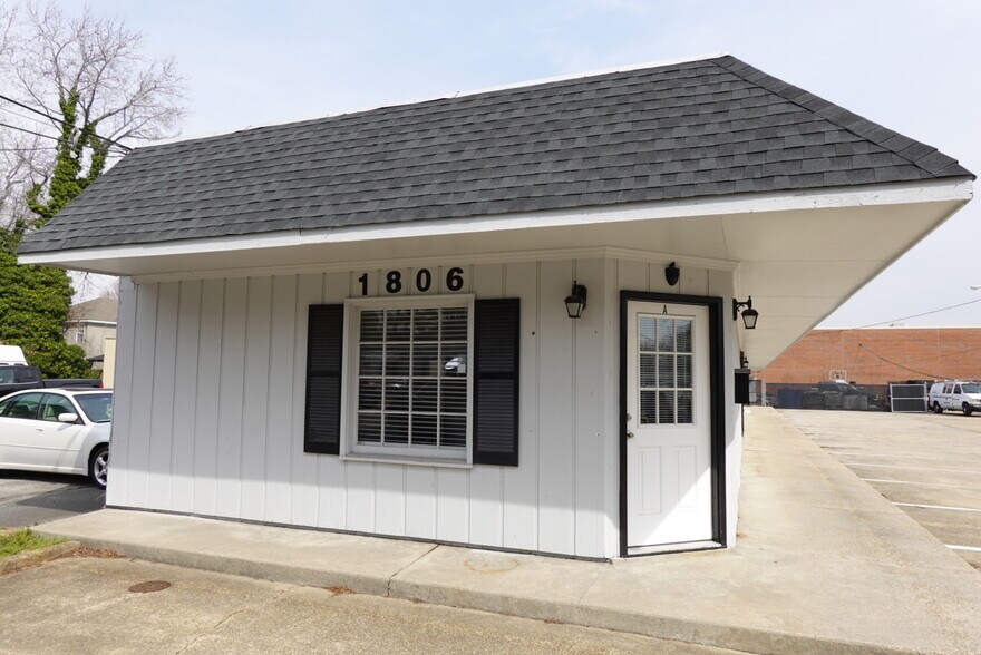 More Photos Of 1806 Hayward Ave, Chesapeake Loft Creative Space For Sale