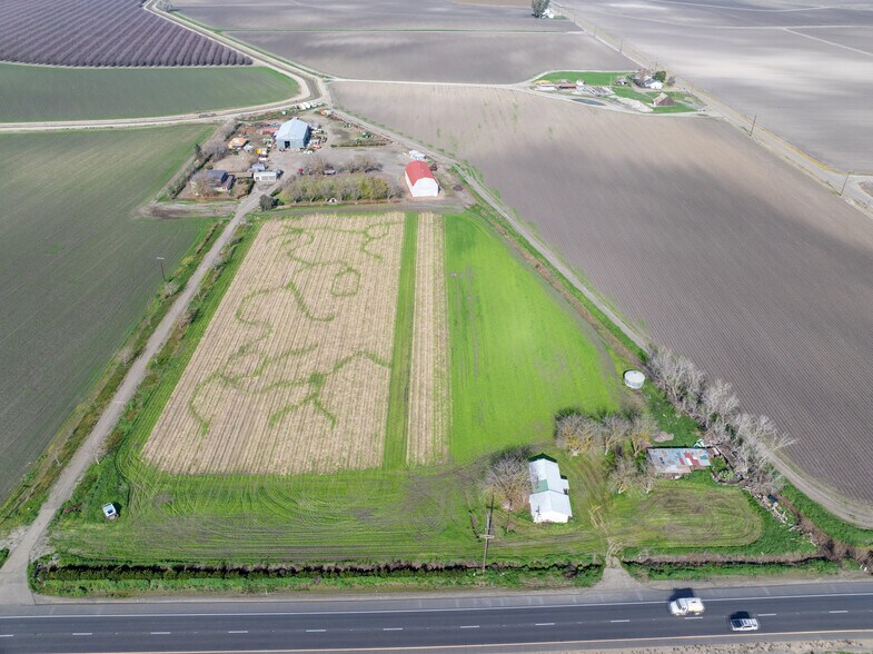 Primary Photo Of 9194 CA-152, Dos Palos Land For Sale