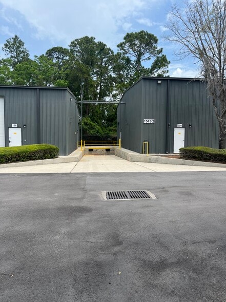 More Photos Of 1545 Main St, Atlantic Beach Unknown For Lease