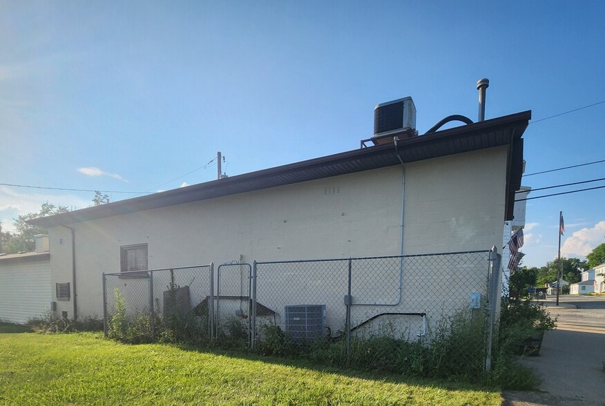 More Photos Of 113 Main St, Christiansburg Restaurant For Sale