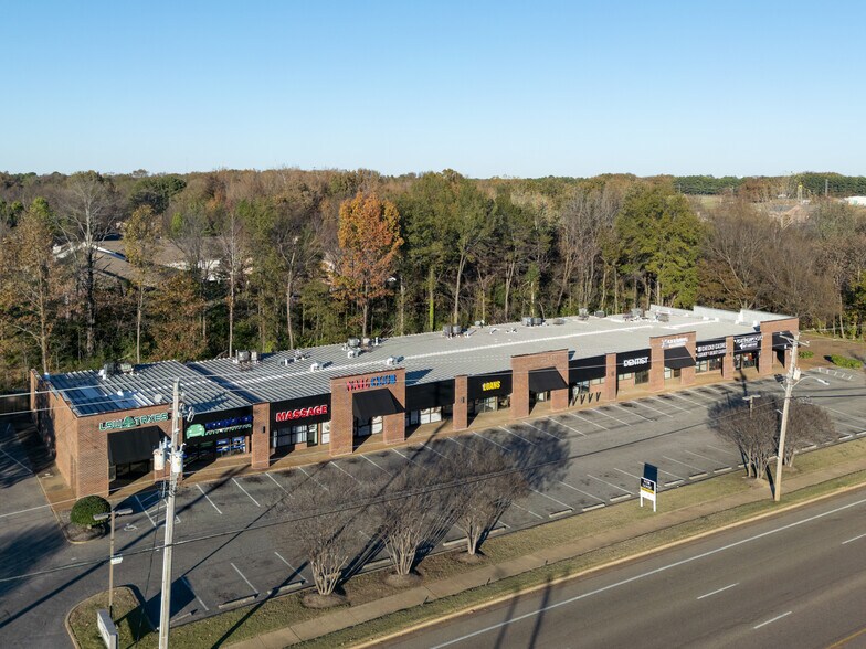 More Photos Of 5798-5822 Winchester Rd, Memphis Unknown For Lease