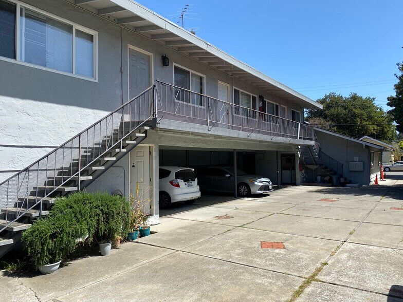 More Photos Of 256 Pettis Ave, Mountain View Apartments For Sale