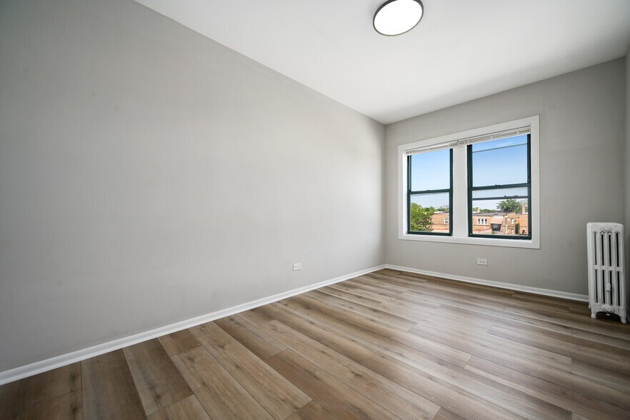 More Photos Of 1210 W 83rd St, Chicago Apartments For Sale