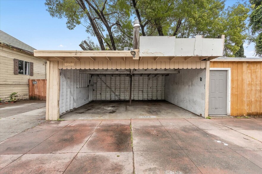 More Photos Of 1430-1436 45th Ave, Oakland Apartments For Sale